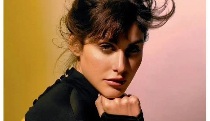 حقيقة انفصال المؤثرة اللبنانية نور عريضة عن زوجها